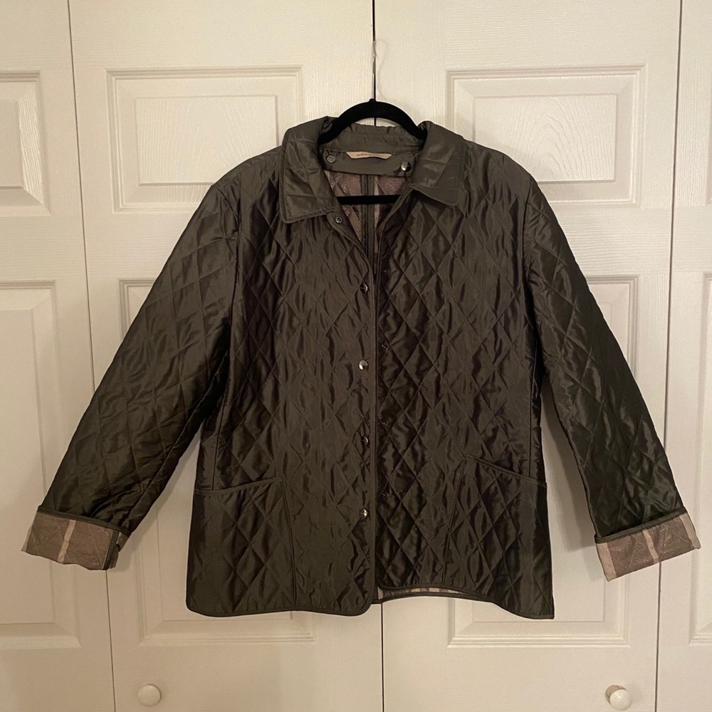 Burberry quilted jacket XL limited edition color